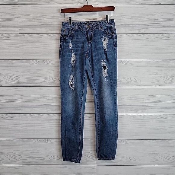 Forever 21 destructed skinny jeans Size 24 - Picture 5 of 13